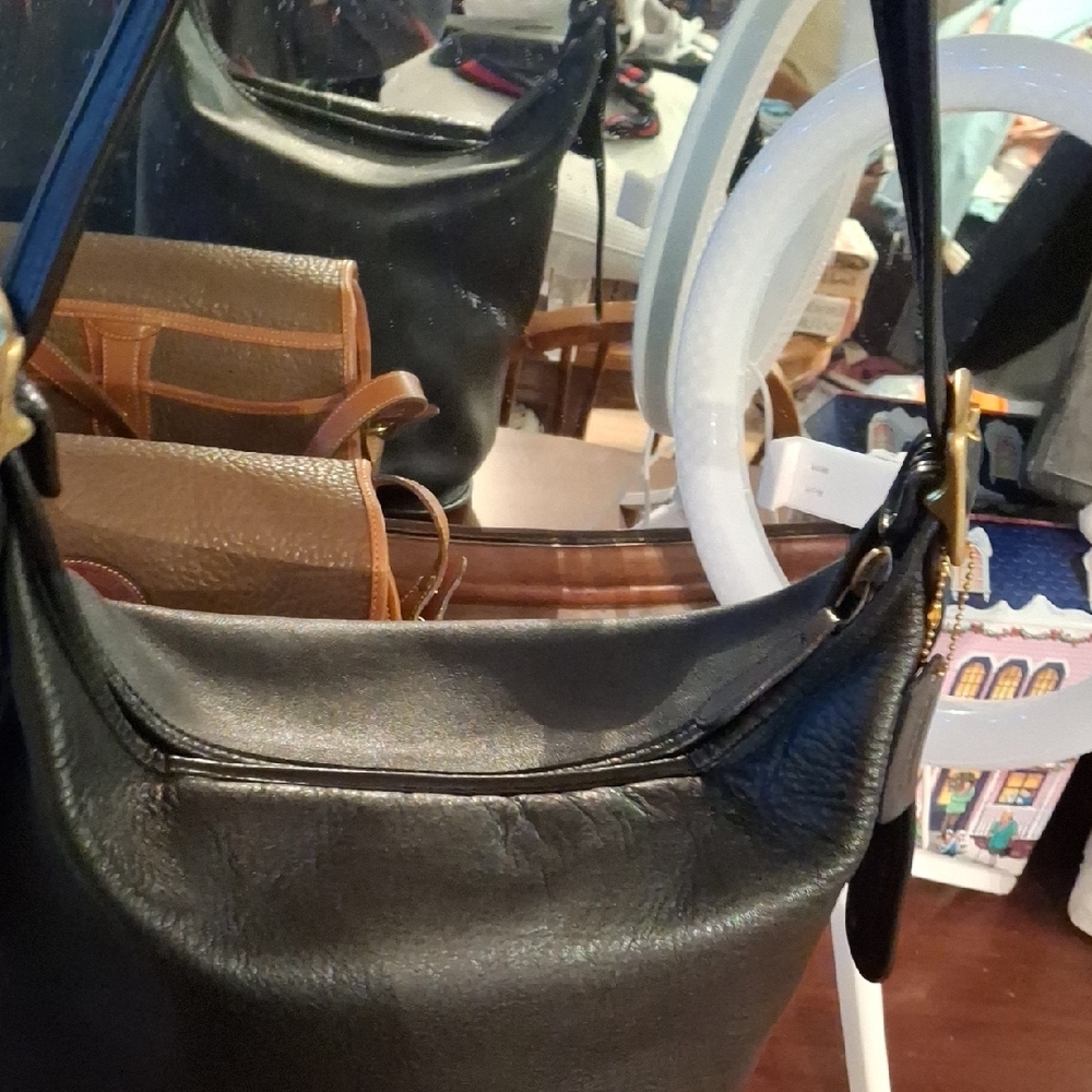 Vintage Coach Black Leather Hobo Bag - Picture 8 of 17